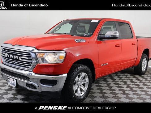 Used 2024 RAM 1500 Laramie AWD/4WD image 1