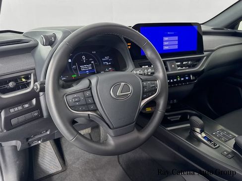Used 2025 Lexus UX 300h AWD w/ Accessory Package (Z1) image 9