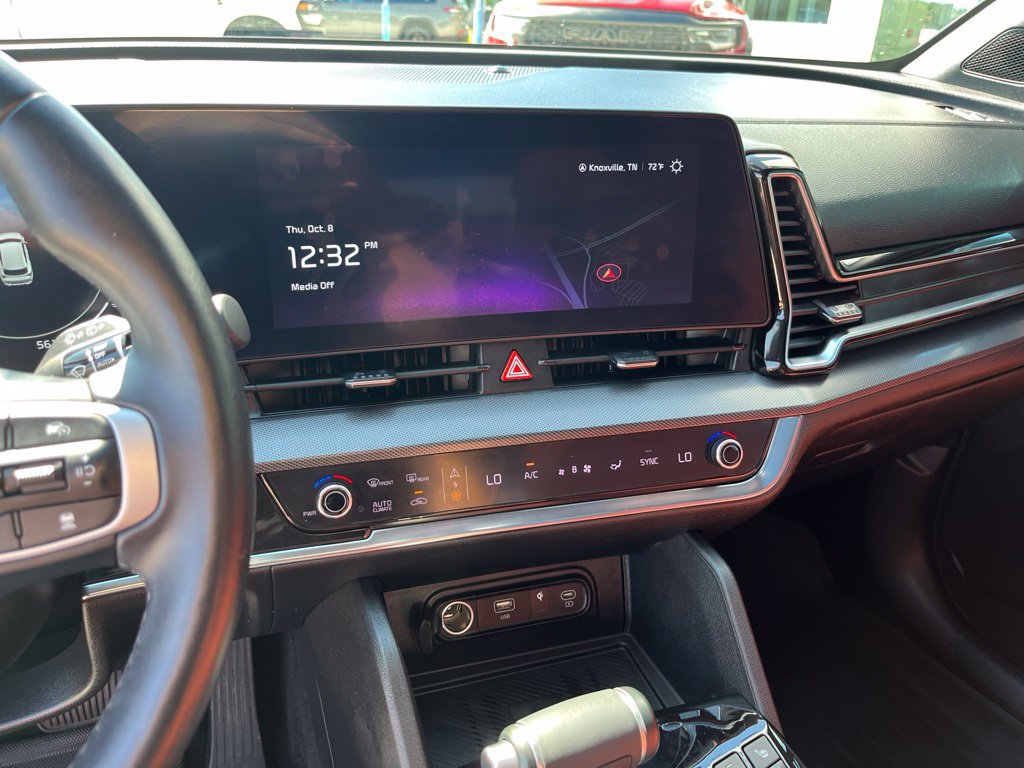 Used 2024 Kia Sportage SX FWD image 11