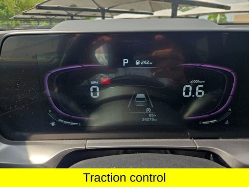 Used 2025 Kia Telluride S AWD/4WD image 26