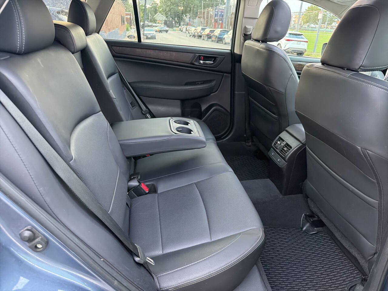 Used 2017 Subaru Outback 2.5i Limited AWD/4WD image 24