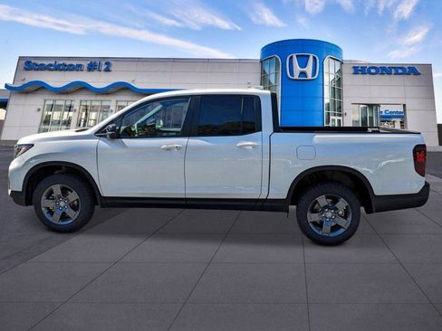 New 2026 Honda Ridgeline TrailSport image 2