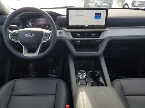 New 2026 Ford Explorer Active w/ Active Comfort Package image 25