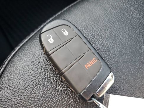 Used 2023 Jeep Compass Trailhawk AWD/4WD image 23
