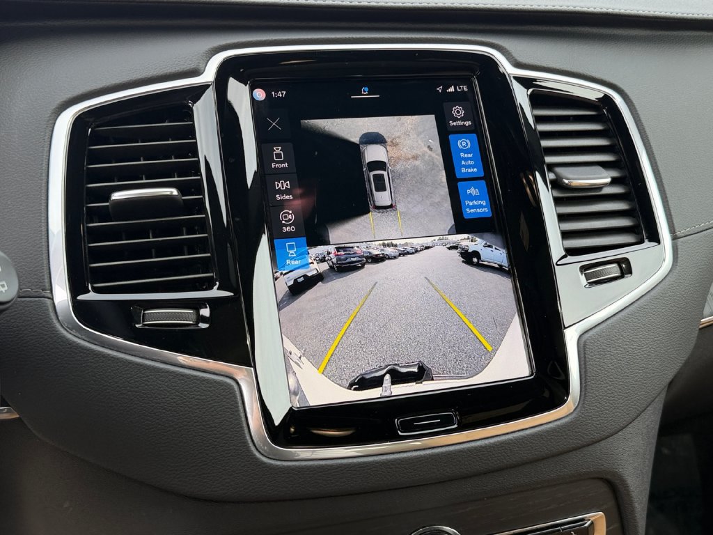 Certified 2025 Volvo XC90 T8 Ultra w/ Protection Package Premier AWD/4WD image 22