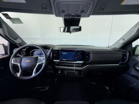 Used 2023 Chevrolet Silverado 1500 LT AWD/4WD image 23