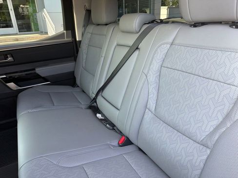 Used 2024 Toyota Tundra Limited AWD/4WD image 10