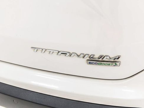 Used 2019 Ford Edge Titanium FWD image 7
