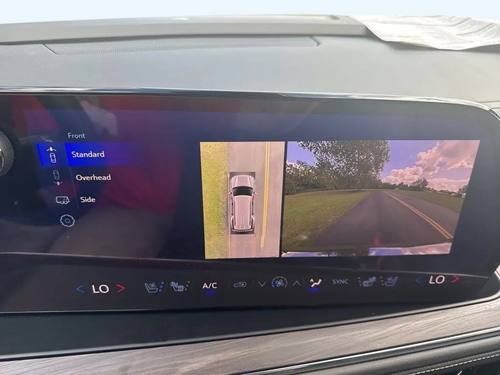 New 2025 Chevrolet Tahoe Premier AWD/4WD image 24