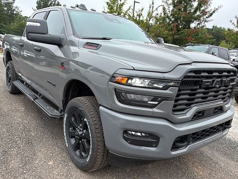 New 2026 RAM 3500 Big Horn AWD/4WD image 5