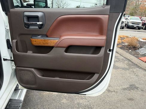 Used 2015 Chevrolet Silverado 2500 High Country image 43