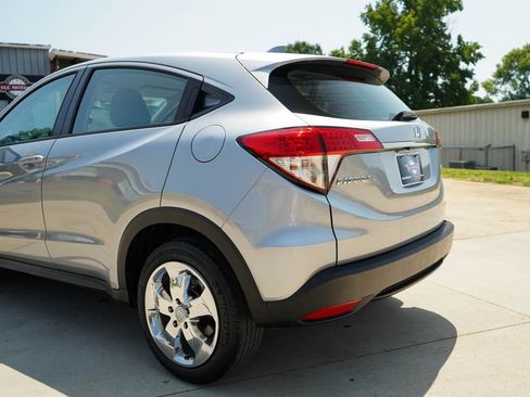 Used 2021 Honda HR-V LX image 20