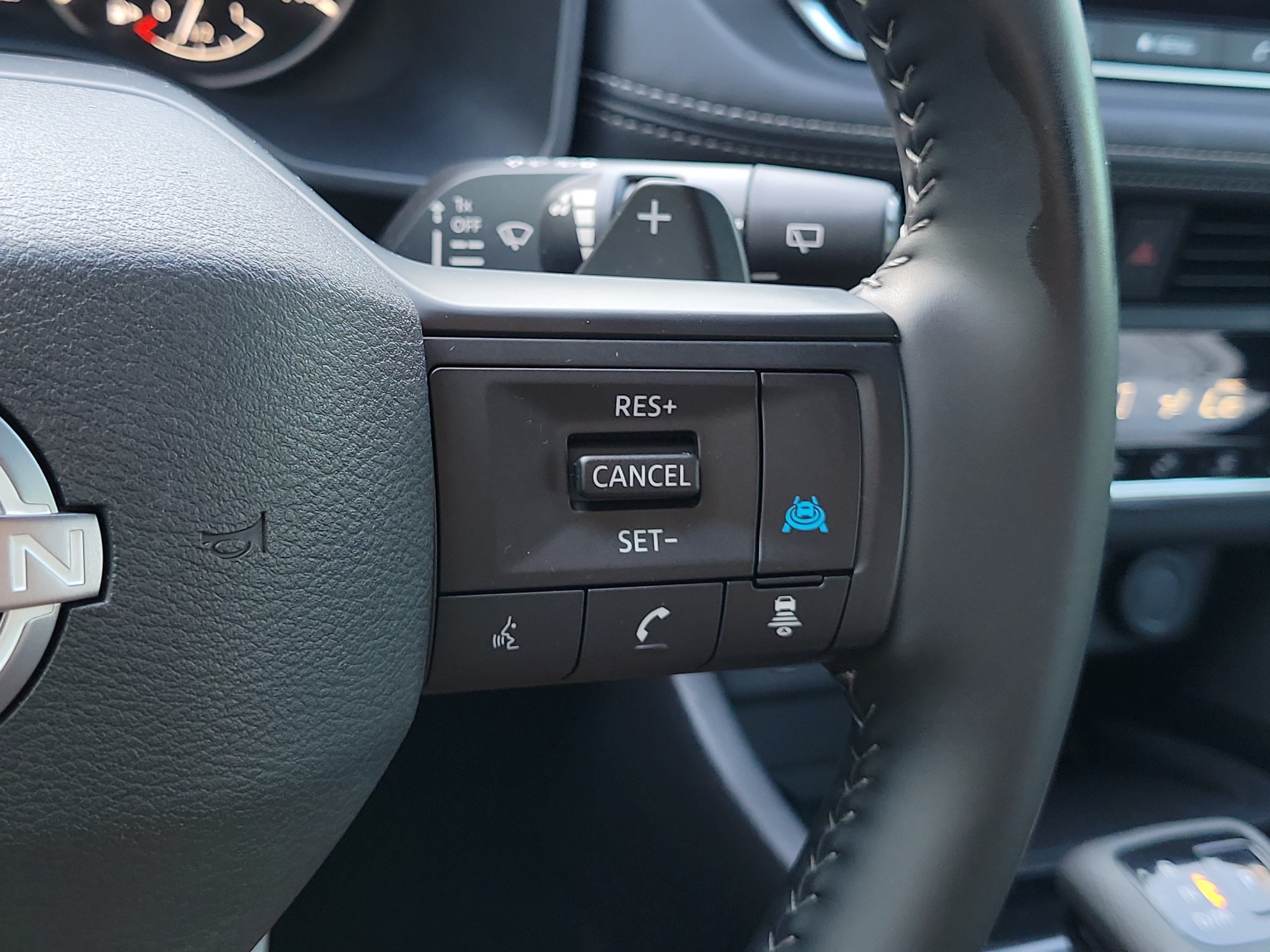 Certified 2025 Nissan Rogue SV w/ SV Premium Package FWD image 22