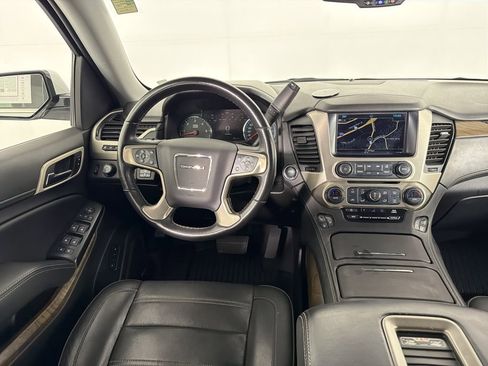 Used 2019 GMC Yukon Denali w/ Open Road Package image 24