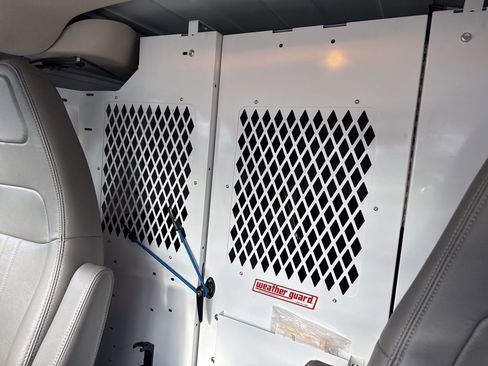 Used 2017 Chevrolet Express 2500 image 9