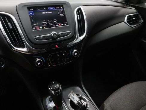 Used 2021 Chevrolet Equinox LT image 30