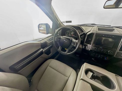 Used 2018 Ford F150 XLT w/ Equipment Group 302A Luxury image 9