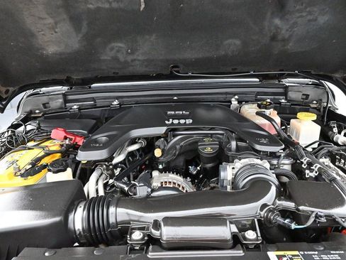 Used 2020 Jeep Gladiator Rubicon AWD/4WD image 35