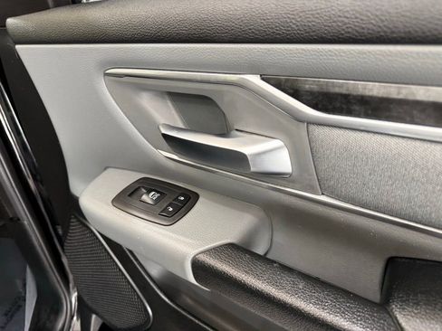 Used 2019 RAM 1500 Big Horn image 23