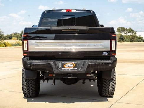Used 2020 Ford F250 Platinum AWD/4WD image 3