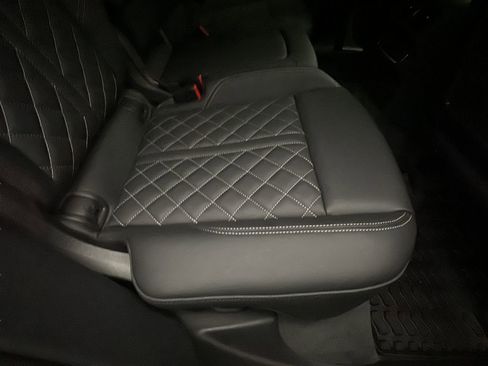 Used 2024 Audi SQ5 Premium Plus AWD/4WD image 18