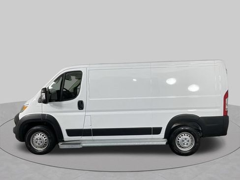 Used 2025 RAM ProMaster 2500 w/ U-Haul Equipment Group FWD image 14