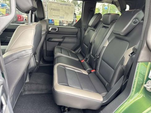 New 2025 Ford Bronco Outer Banks AWD/4WD image 18