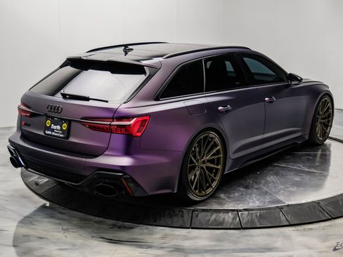 Used 2023 Audi RS 6 w/ Black Optic Package image 21