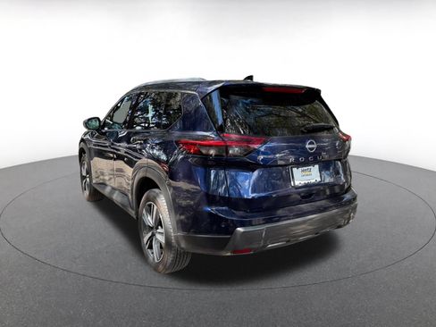 Used 2026 Nissan Rogue SL AWD/4WD image 7