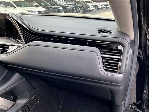 Certified 2025 INFINITI QX80 Pure w/ Cargo Package AWD/4WD image 22