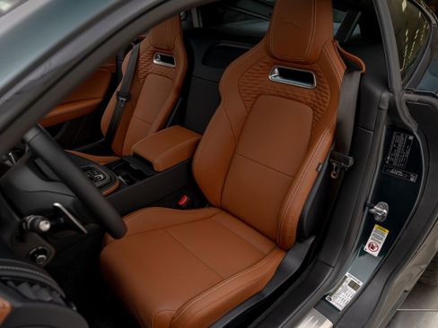 Used 2024 Jaguar F-TYPE R AWD/4WD image 19