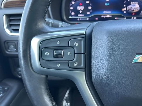 Used 2023 Chevrolet Suburban Premier RWD image 15