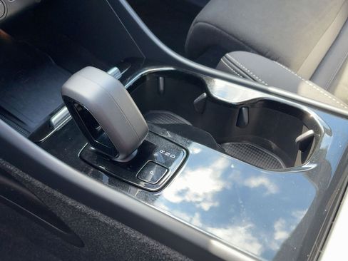 Certified 2024 Volvo XC40 Recharge Ultimate w/ Protection Package Premier image 27