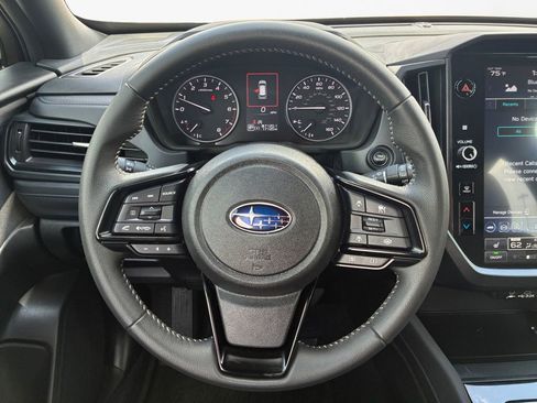 Used 2025 Subaru Forester Premium w/ Convenience Package #1 image 21