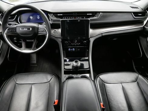 Certified 2022 Jeep Grand Cherokee L Limited image 13