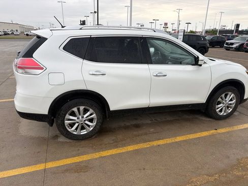 Used 2016 Nissan Rogue SV w/ SV Premium Package AWD/4WD image 7