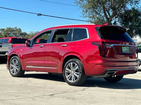 Used 2020 Cadillac XT6 Premium Luxury image 2