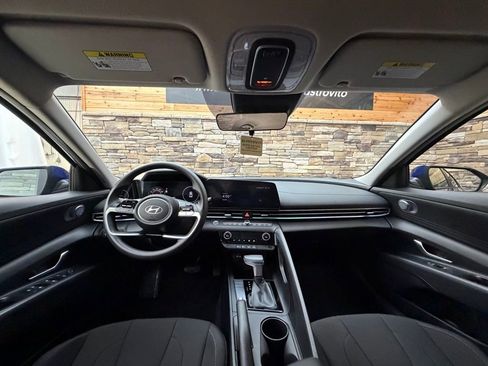 Certified 2024 Hyundai Elantra SEL image 16