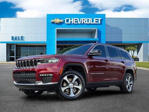 Used 2024 Jeep Grand Cherokee L Limited AWD/4WD image 25