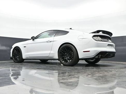 Used 2022 Ford Mustang GT Premium w/ Equipment Group 401A RWD image 41