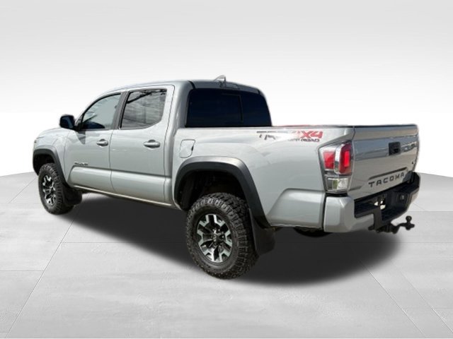 Used 2020 Toyota Tacoma TRD Sport AWD/4WD image 2