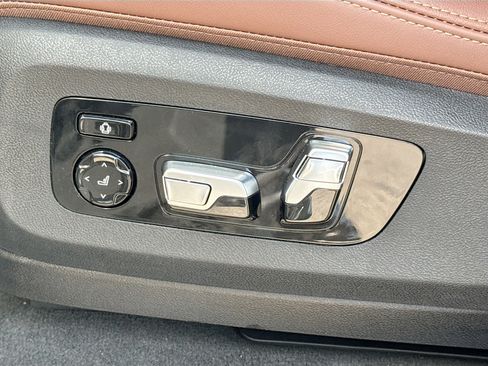 New 2026 BMW X5 xDrive50e image 26