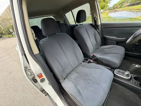 Used 2009 Nissan Versa 1.8 S image 29