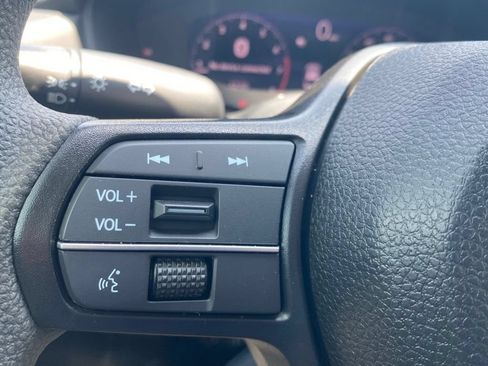 Used 2025 Honda Accord SE image 26