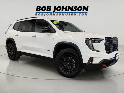 Used 2026 GMC Acadia AT4 w/ Luxury Package AWD/4WD image 1