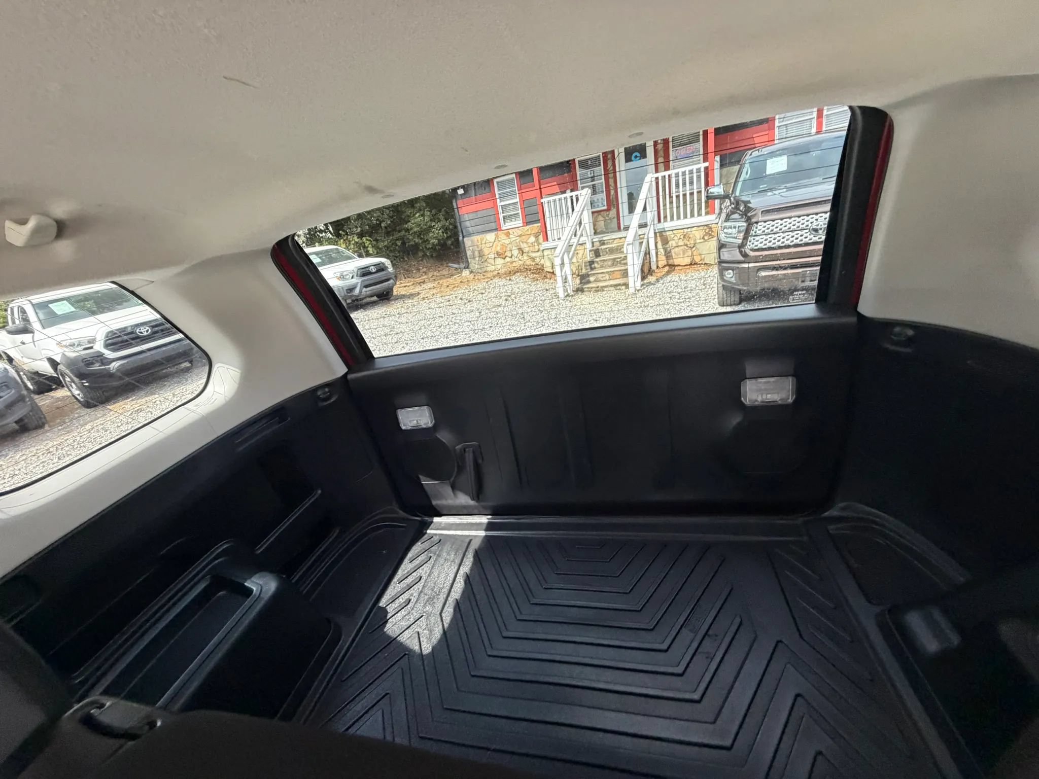Used 2017 Toyota 4Runner SR5 RWD image 21