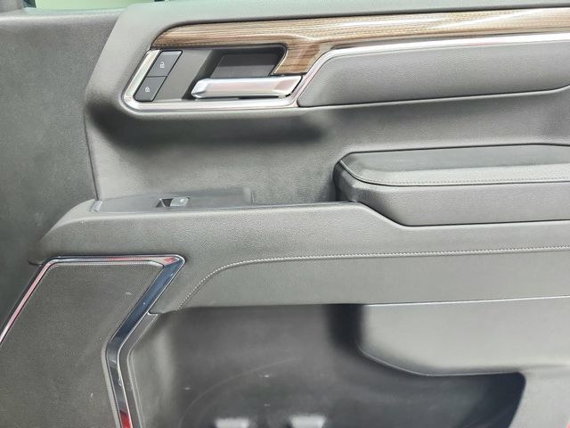 Used 2023 Chevrolet Silverado 1500 LT AWD/4WD image 43
