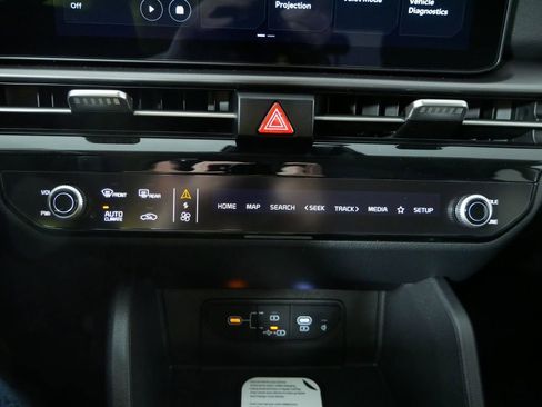 New 2026 Kia Sportage EX image 30