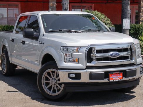 Used 2017 Ford F150 XLT image 2