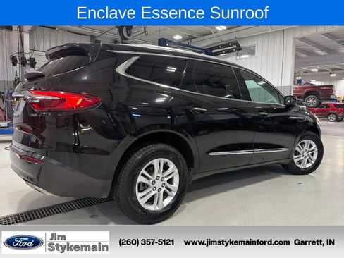 Used 2021 Buick Enclave Essence w/ Sound and Sites Package FWD image 8